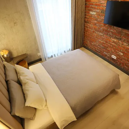 1910 דירה קלייפדה